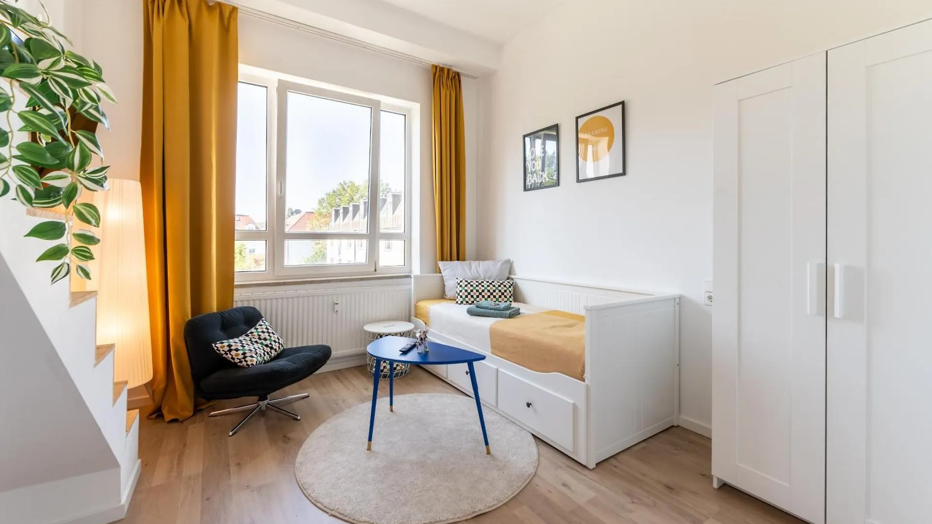 D52 - Das Businessapartment contacts
